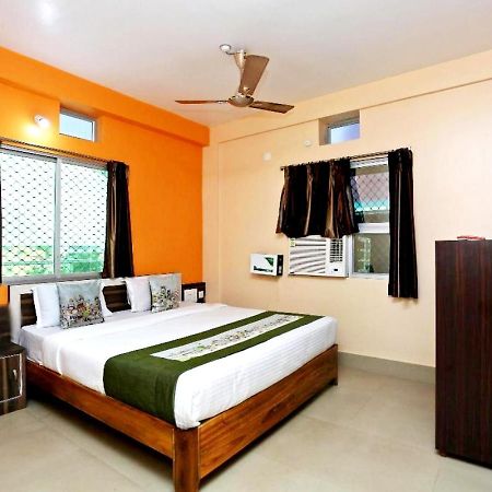 Goroomgo Krishna Residency Puri Exterior foto